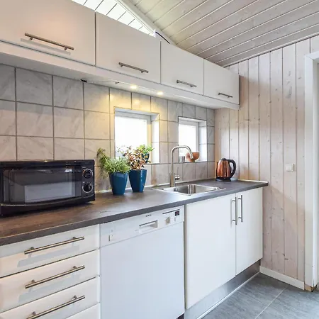 Gorgeous In Ejstrupholm With Sauna Vakantiehuis