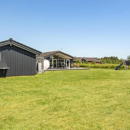 Vakantiehuis Gorgeous In Ejstrupholm With Sauna *