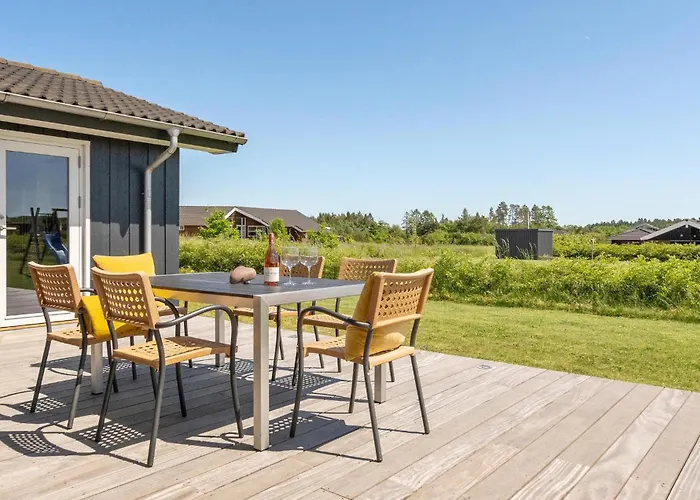 Rorbaeksovej Ejstrupholm X *