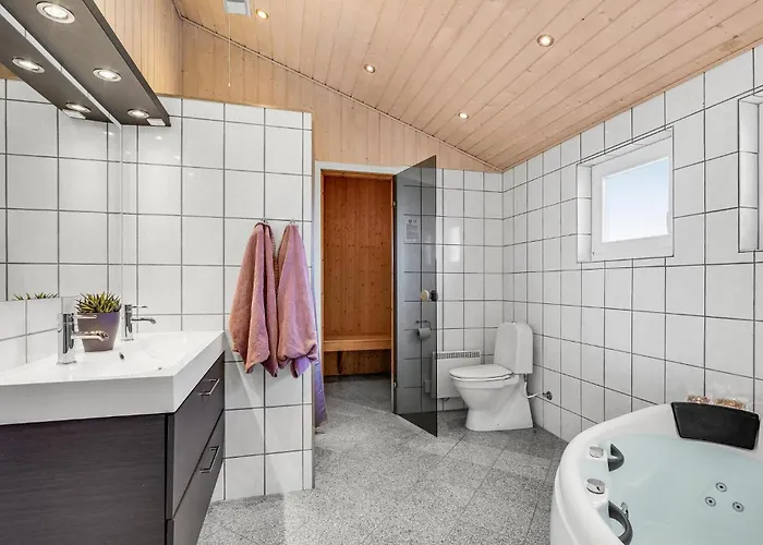 Rorbaeksovej Ejstrupholm X Krejbjerg